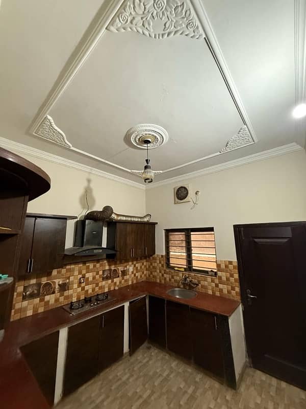luxury 10 Marla house for Sale 6