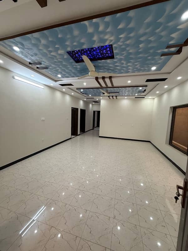 luxury 10 Marla house for Sale 11