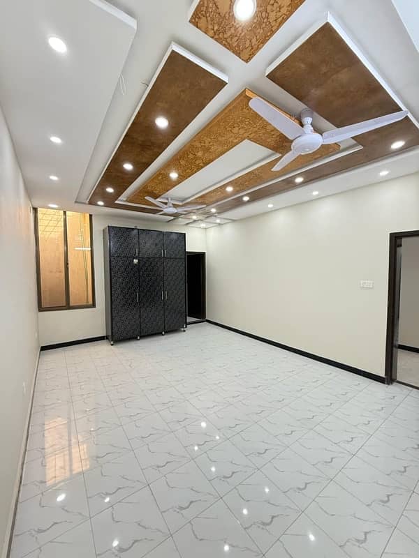 luxury 10 Marla house for Sale 15