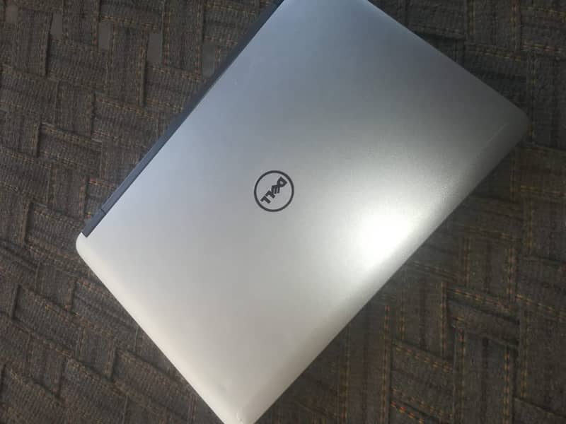 Dell l i5 4th Generation l 256Gb SSD l RAM8 GB l with orginal charger 0