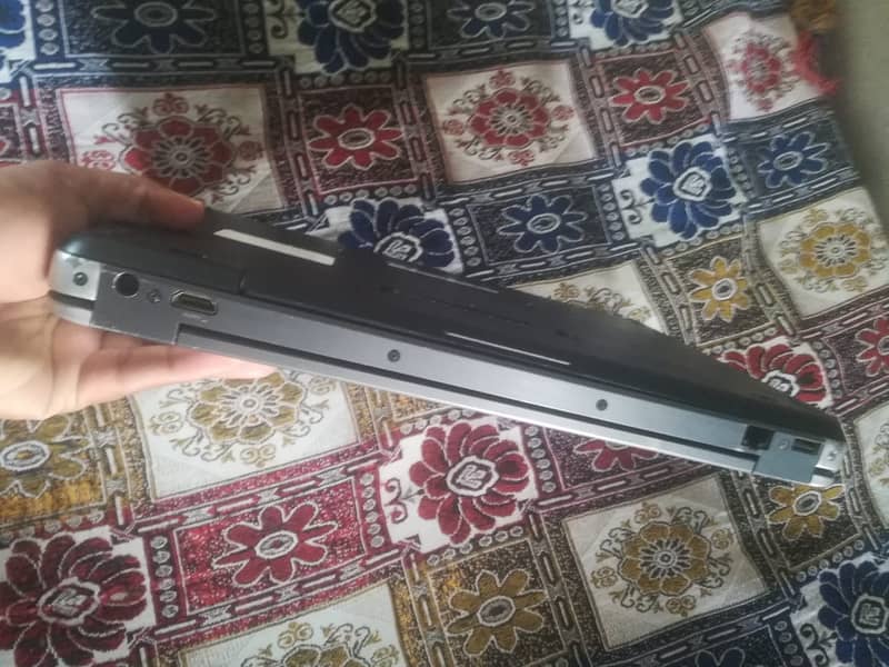 Dell l i5 4th Generation l 256Gb SSD l RAM8 GB l with orginal charger 6