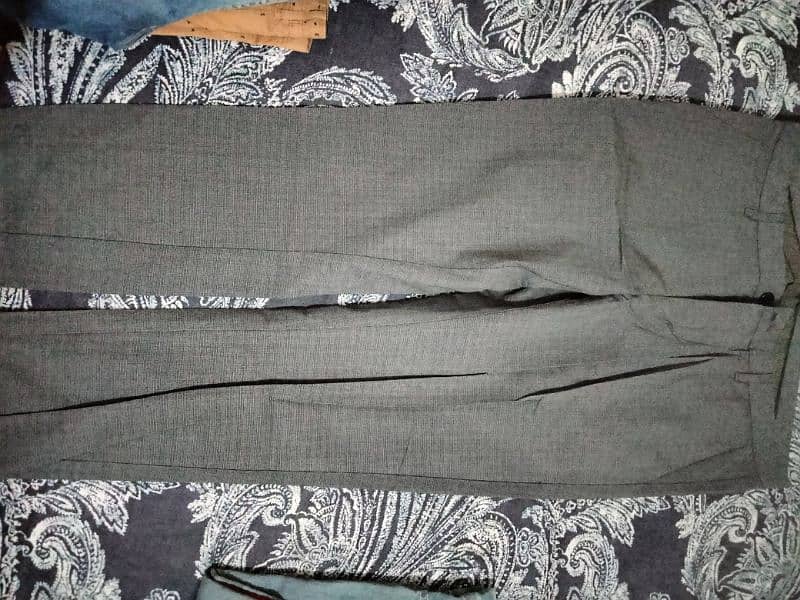 Pent jeans shorts Kurta all items are look like new 4