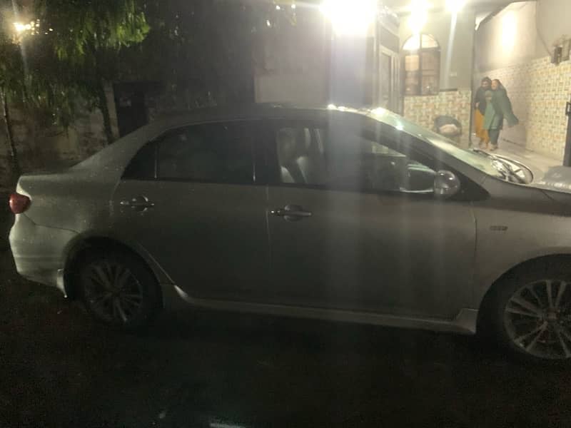 Toyota Corolla GLI 2013 DUAL VVTI AUTOMATIC 8