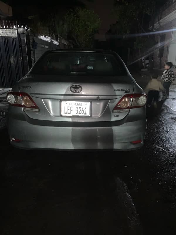 Toyota Corolla GLI 2013 DUAL VVTI AUTOMATIC 9