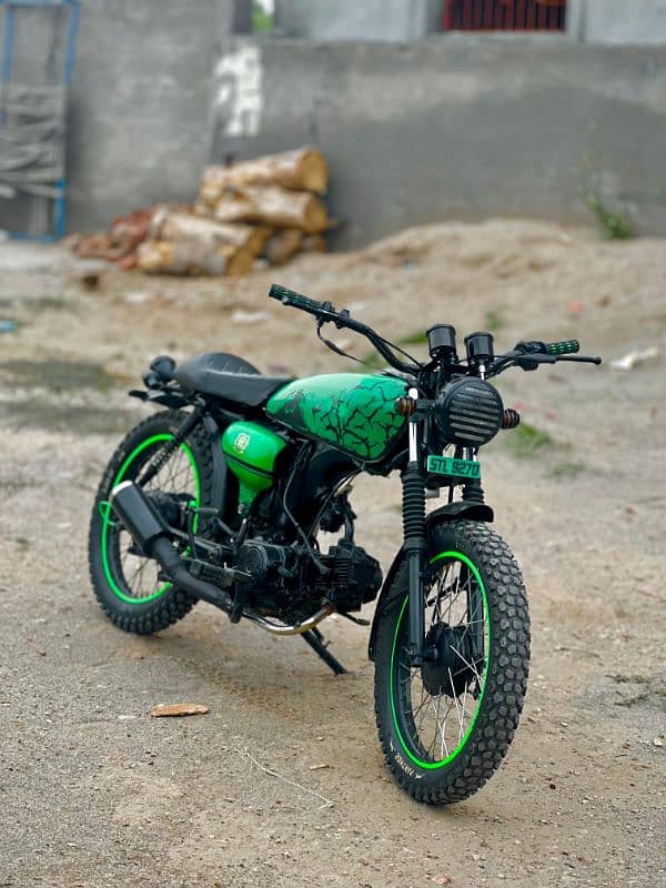 cd70 converted into cafe racer bike 2