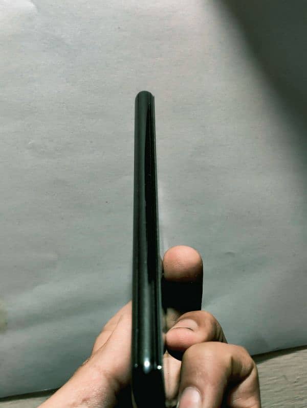 Google pixel 3 xl (shade). 5