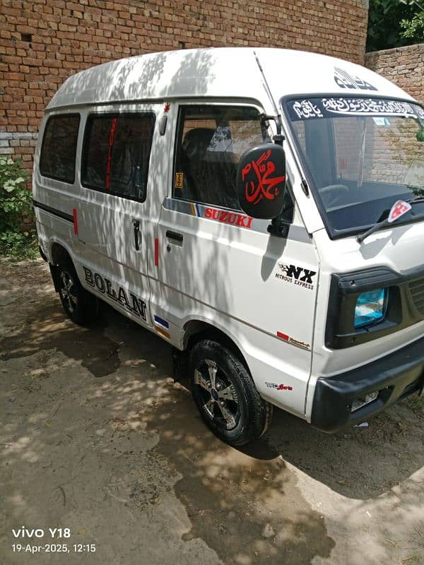 Suzuki Bolan 2018 model 2