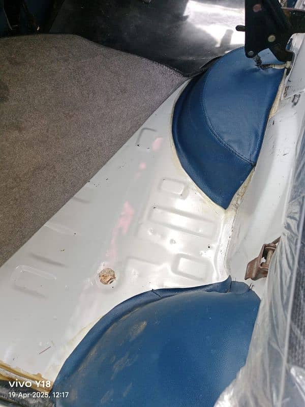 Suzuki Bolan 2018 model 14