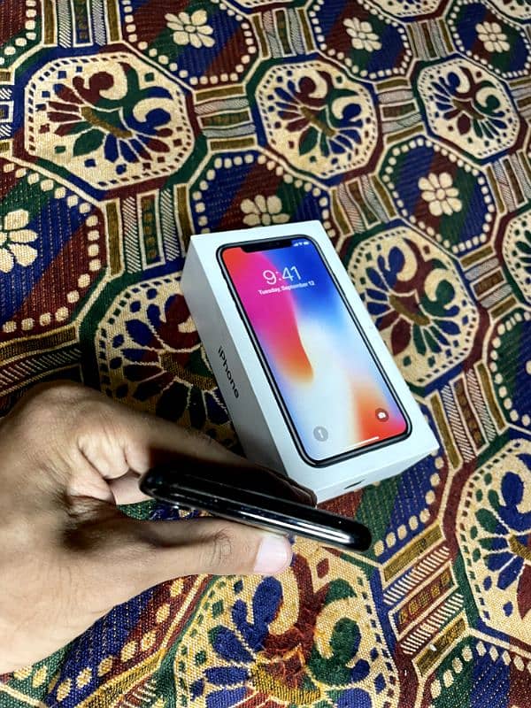 Iphone X 64 GB PTA Approved with Box 3