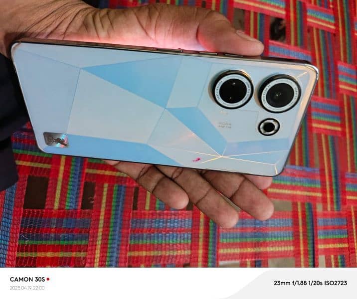 camon 20 condition 10/10 complete box 0