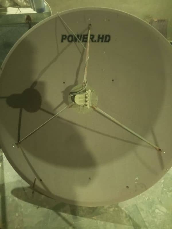 DIsh with smd 4 in 1 with complete set of receiver 0