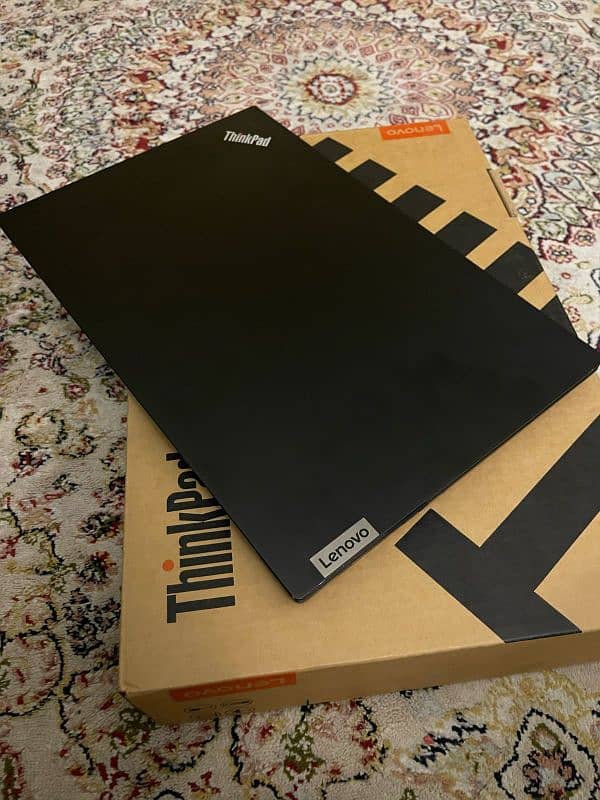 Lenovo Thinkpad E14 core i7, 11th generation 3
