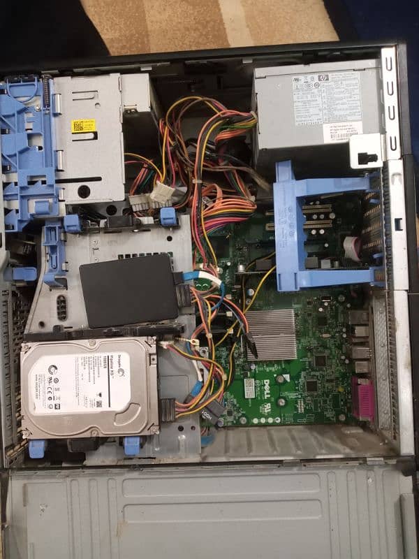Hp LCD Le901 and CPU for sale. 5