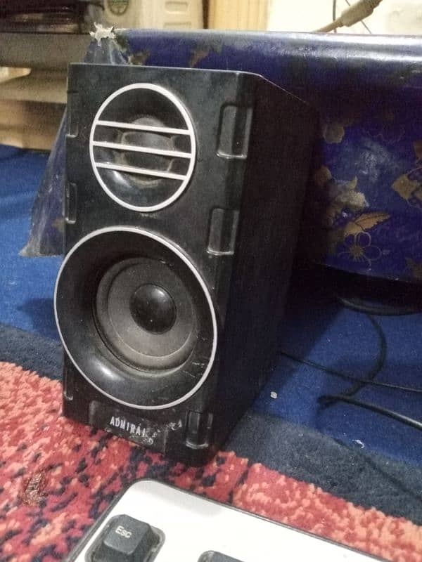 Hp LCD Le901 and CPU for sale. 8