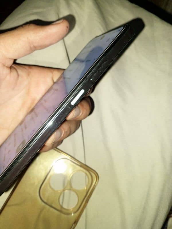 Infinix hot 40i Mobile for sale 3
