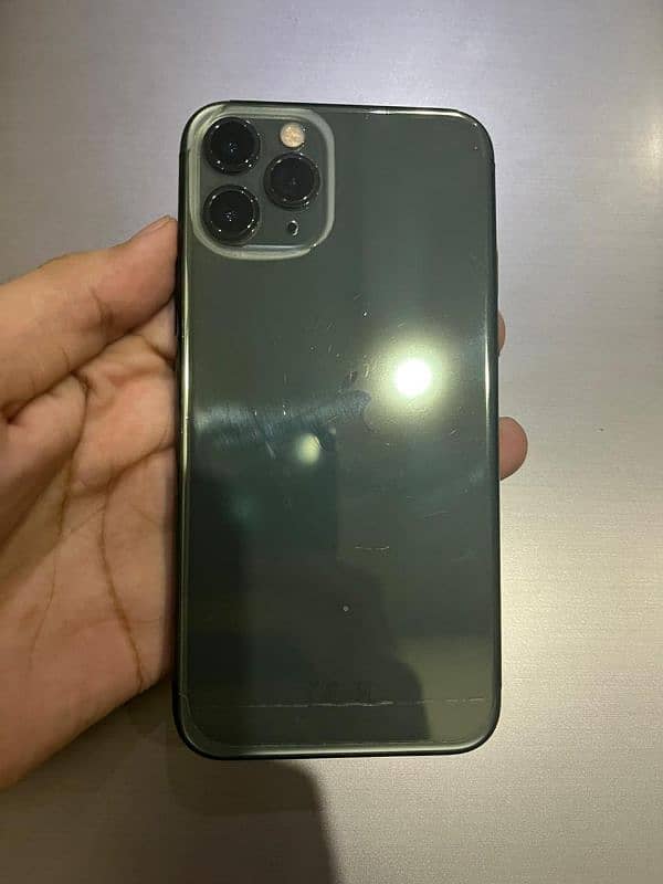 11 pro mex jv 64gb memory conditions 10/10  ladies use mobile 1