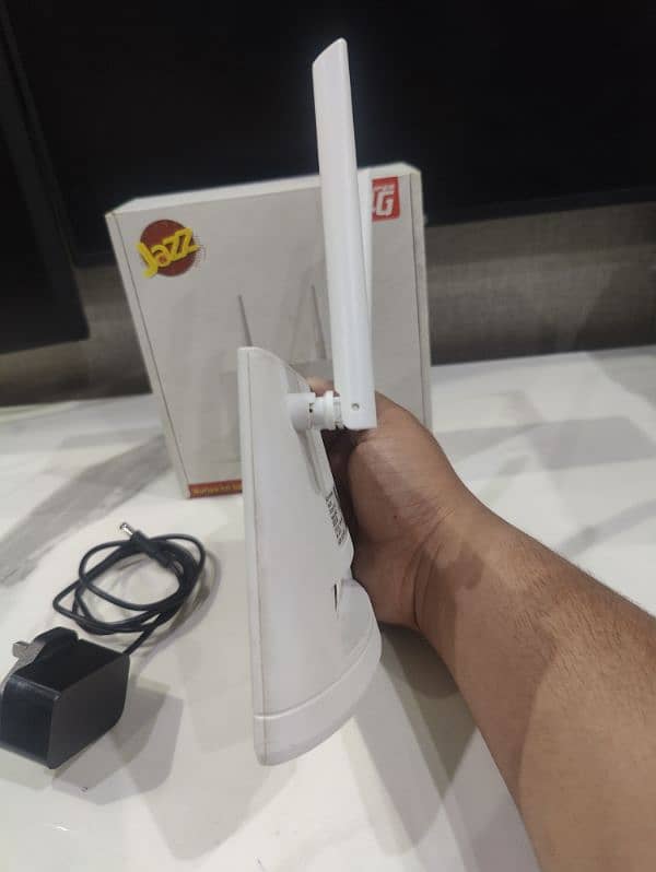 Jazz 4G Wifi Home Router 2