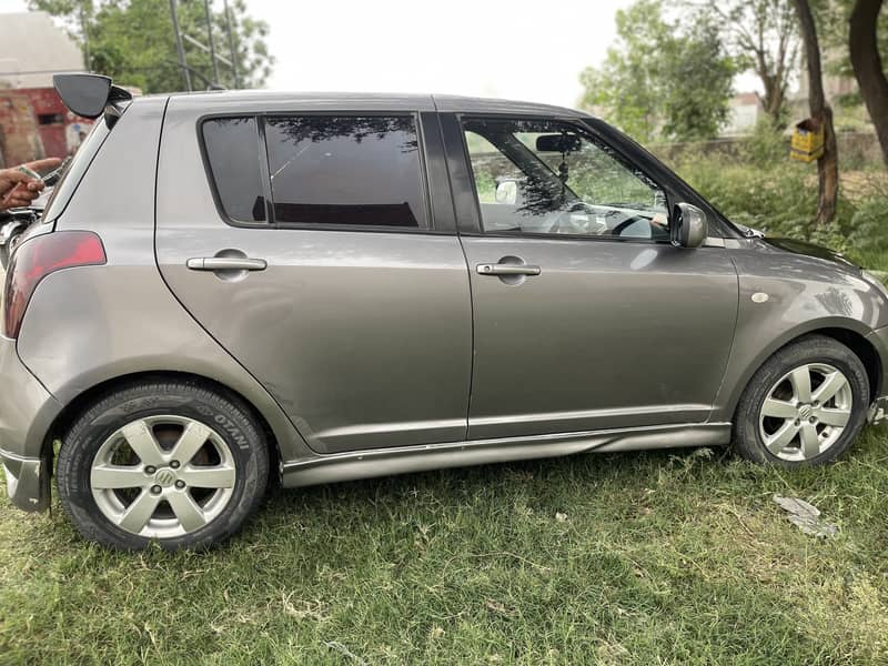 Suzuki Swift 2015 3