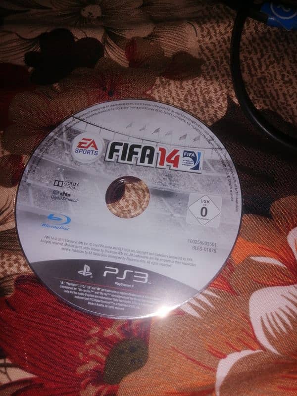 Ps3 good condition with jailbreak 10 game's installed 3