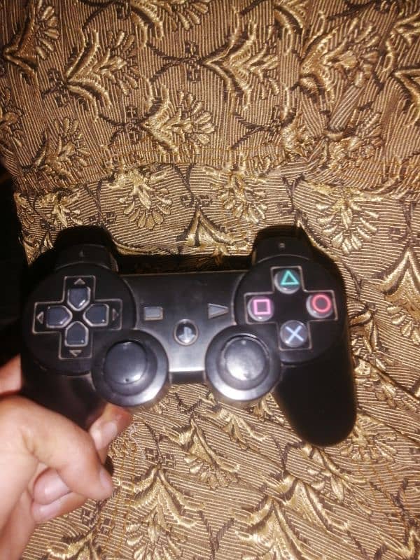 Ps3 good condition with jailbreak 10 game's installed 4