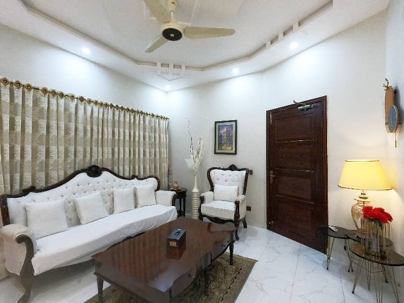 Your Dream 10 Marla House Is Available In Wapda Town Phase 1 - Block J2 9