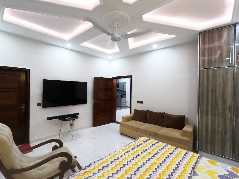 Your Dream 10 Marla House Is Available In Wapda Town Phase 1 - Block J2 25
