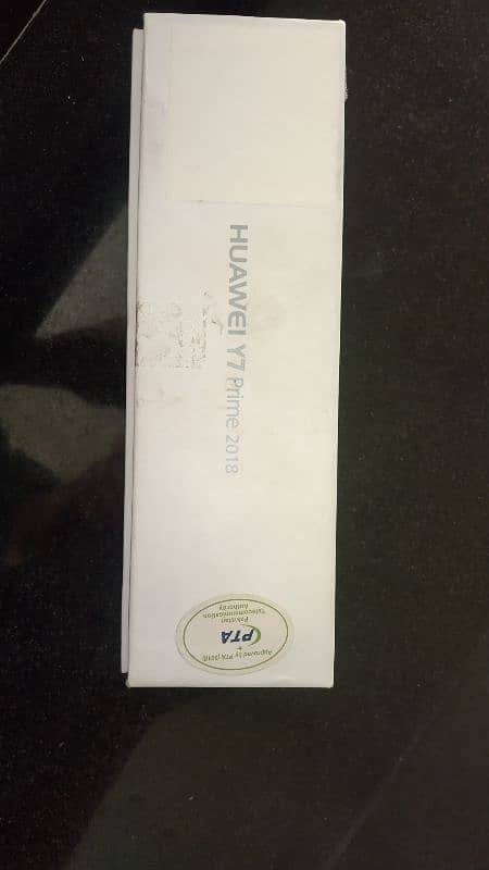 Huawei y7 prime (new condition) 6