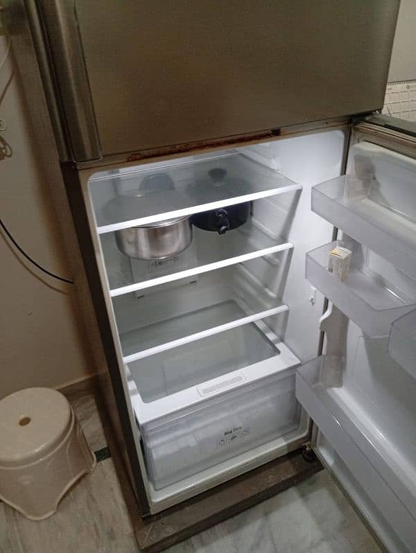 Samsung Non Frost Refrigerator 1