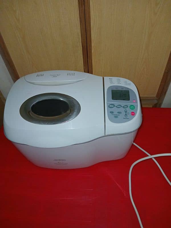 Sunbeam Electric Automatic Bread / Dough / Atta Maker, Imported 0