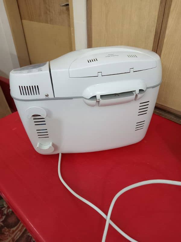 Sunbeam Electric Automatic Bread / Dough / Atta Maker, Imported 3