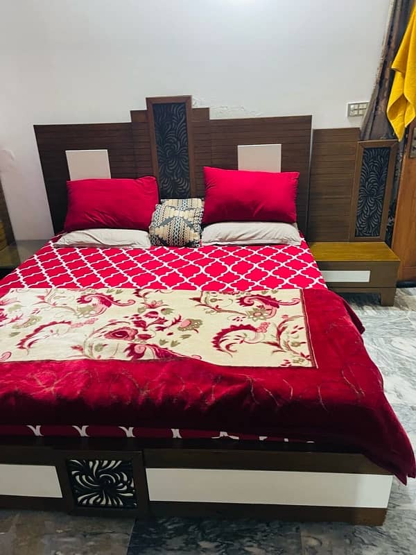 bed  and 2 side table,10 inches double bed mattresses, dressing tble 2