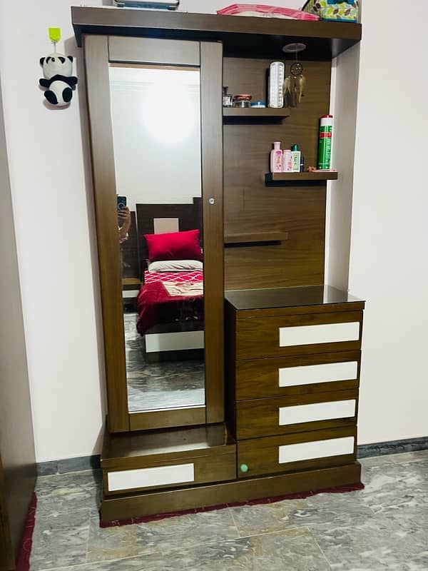 bed  and 2 side table,10 inches double bed mattresses, dressing tble 7