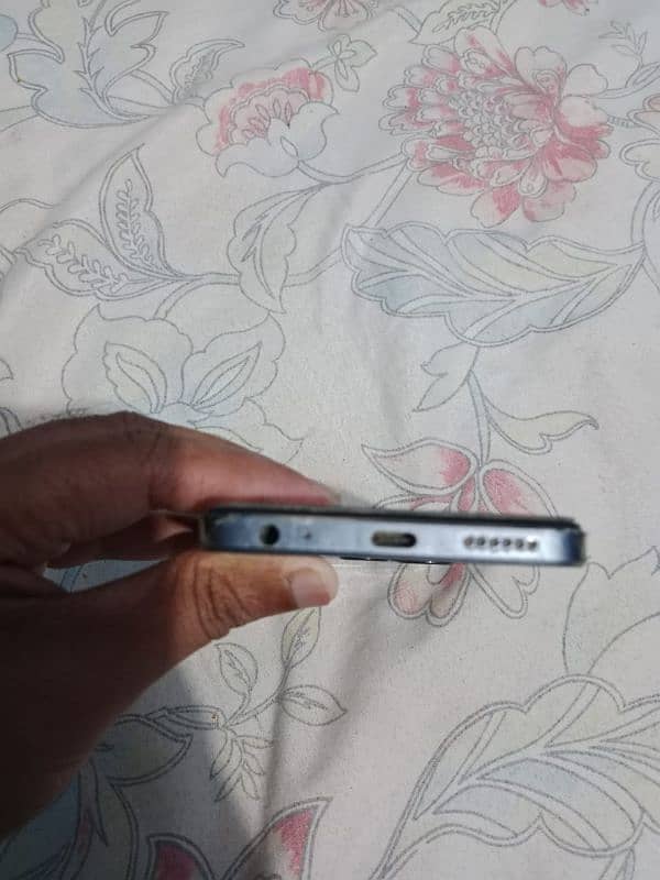 Sale Tecno Spark Go 4