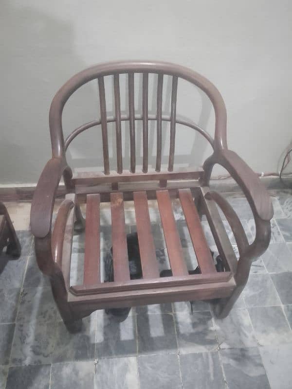 5 seater with center and corners tables 0