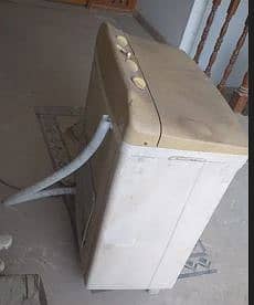 Washing Machine with dryer  for Urgent Sale in Karachi 3