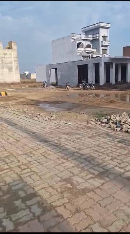 Corner Plot available in model town pasrur Road Sialkot,Urgent Sale 3