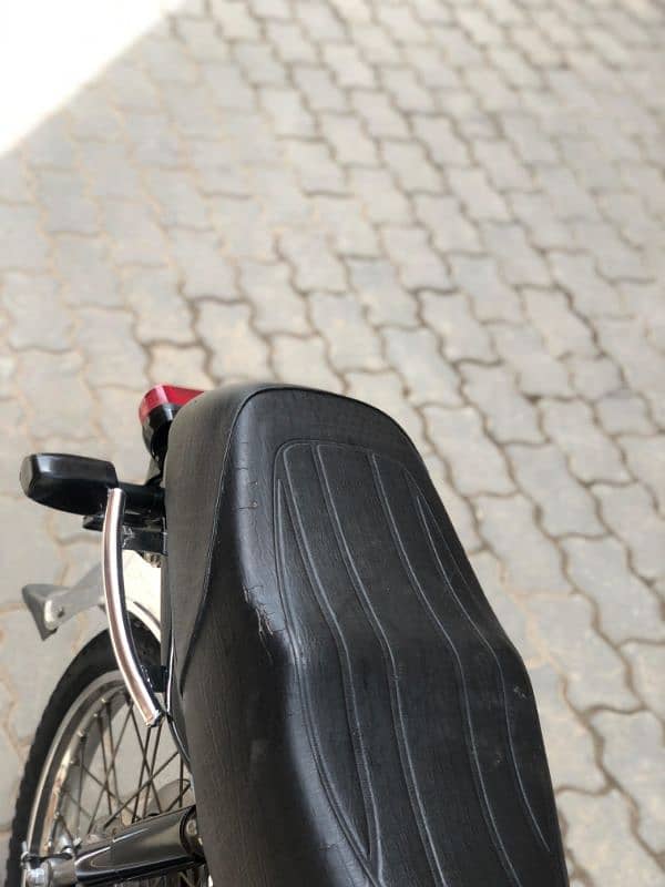 Honda cd70 2024 black 8