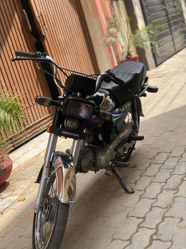 Honda cd70 2024 black 9