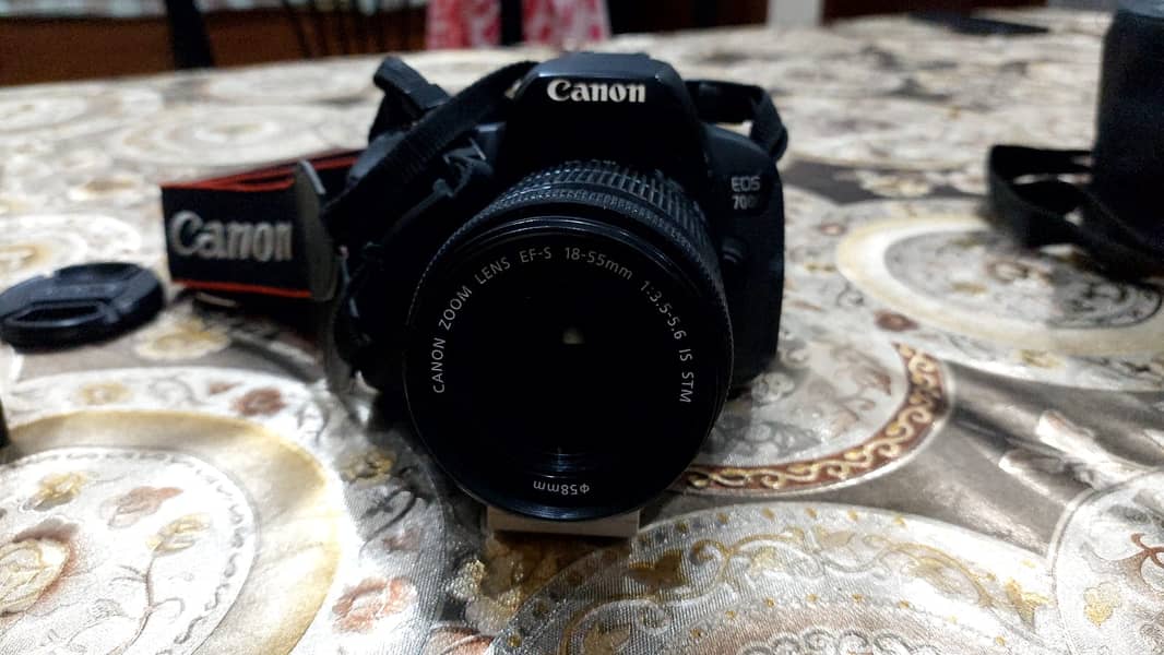 Canon EOS 700D DSLR – Excellent Condition | Single Handed Used 1