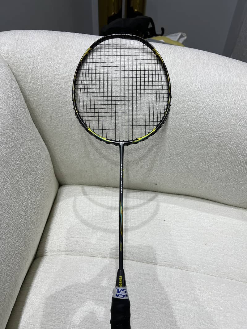 Badminton racket VS BLADE 8100 1