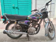 Honda 125 bike | 2017 Model | Lush condition