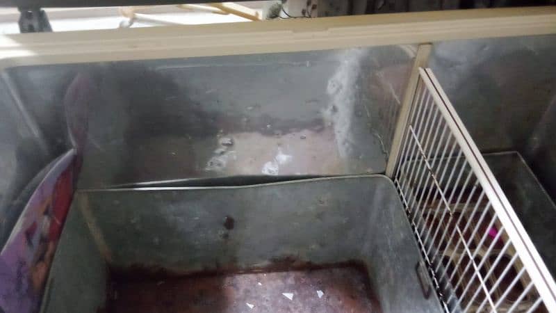 Dawlance deep freezer 2
