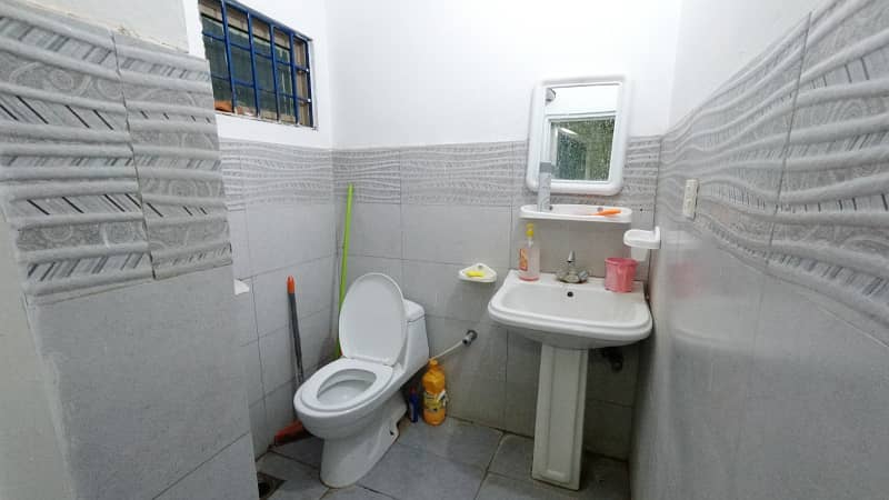 750 Sqft Corner Main Double Road Located Office Available On Rent In I-8 Markaz 8