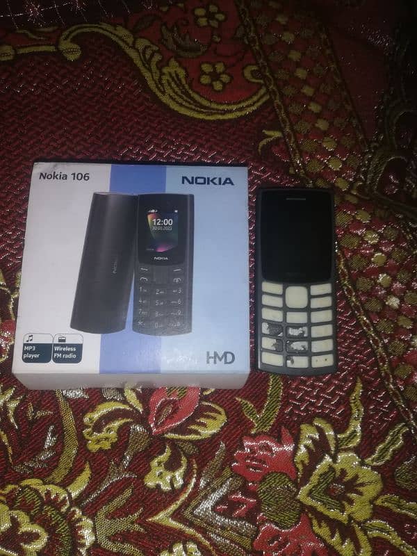 nokia 106 bast mobile call 1 hand use 5