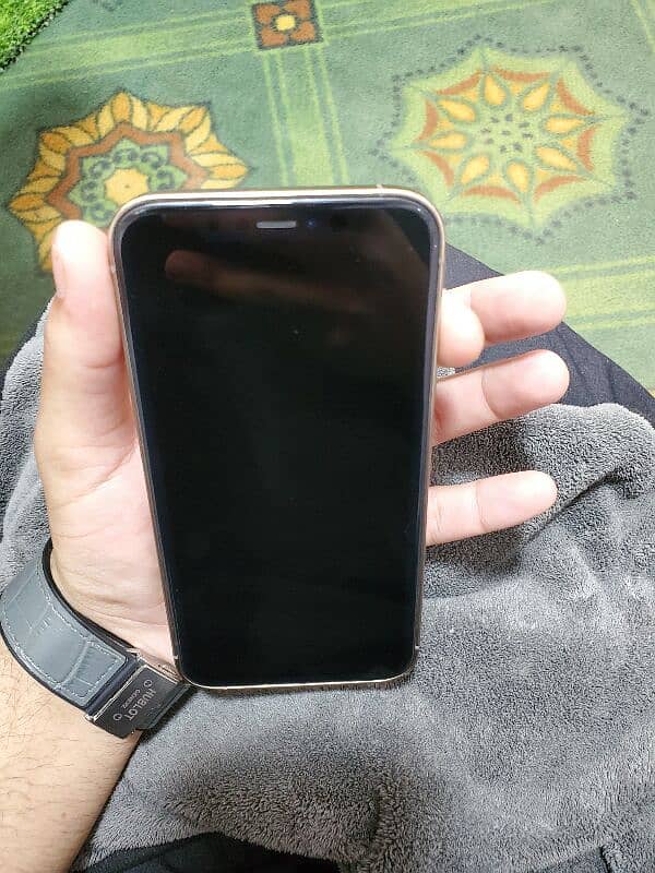 iPhone xr 5