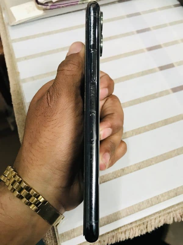 Iphone 11 pro PTA approved 1