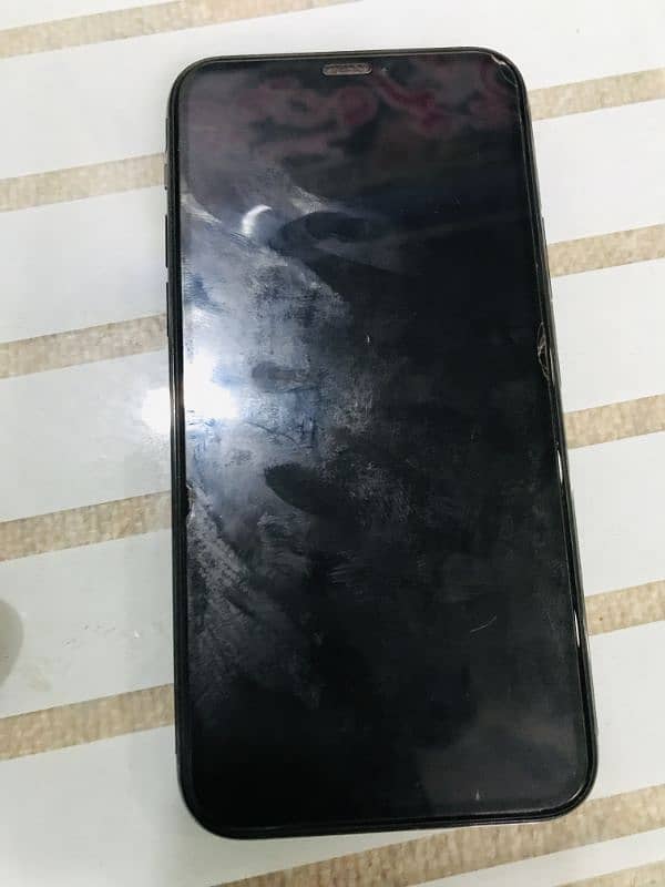 Iphone 11 pro PTA approved 4