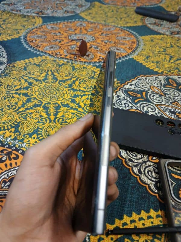SAMSUNG GALAXY S23 ULTRA NON ACTIVE WITH 4 MONTHS SIM TIME . . 8/256 11