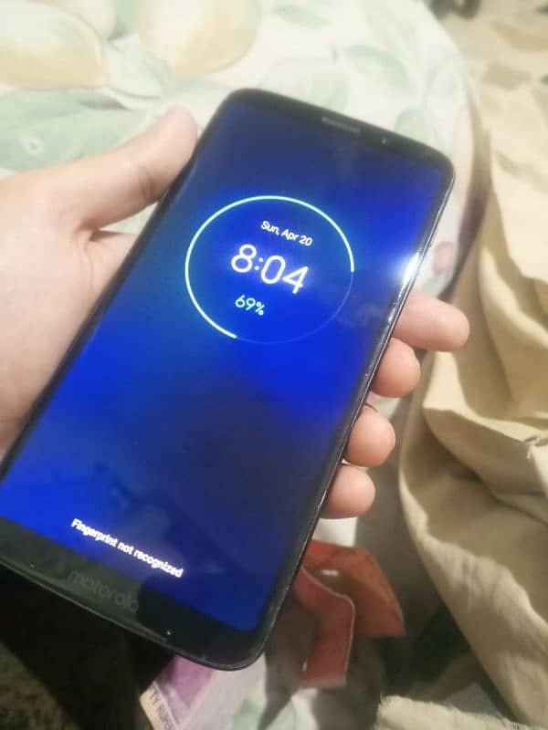 Motorola Z3 play 4/64  beast for gaming 2