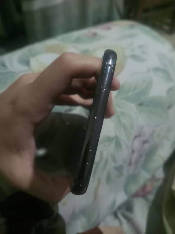 Motorola Z3 play 4/64  beast for gaming 5